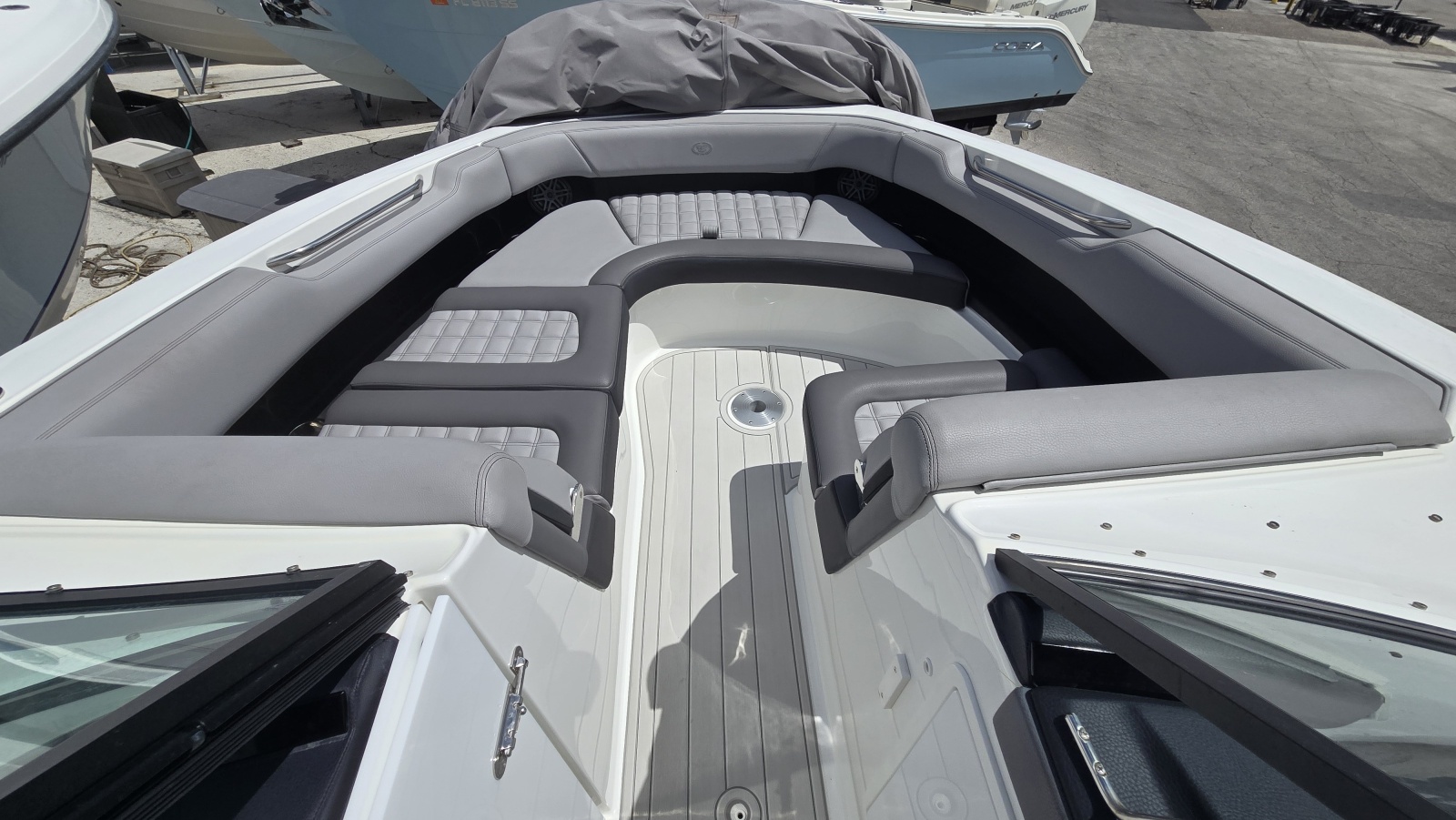 2023 Cobalt 30SC