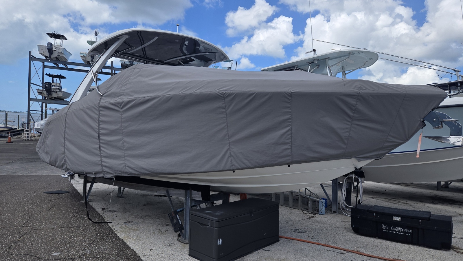 2023 Cobalt 30SC