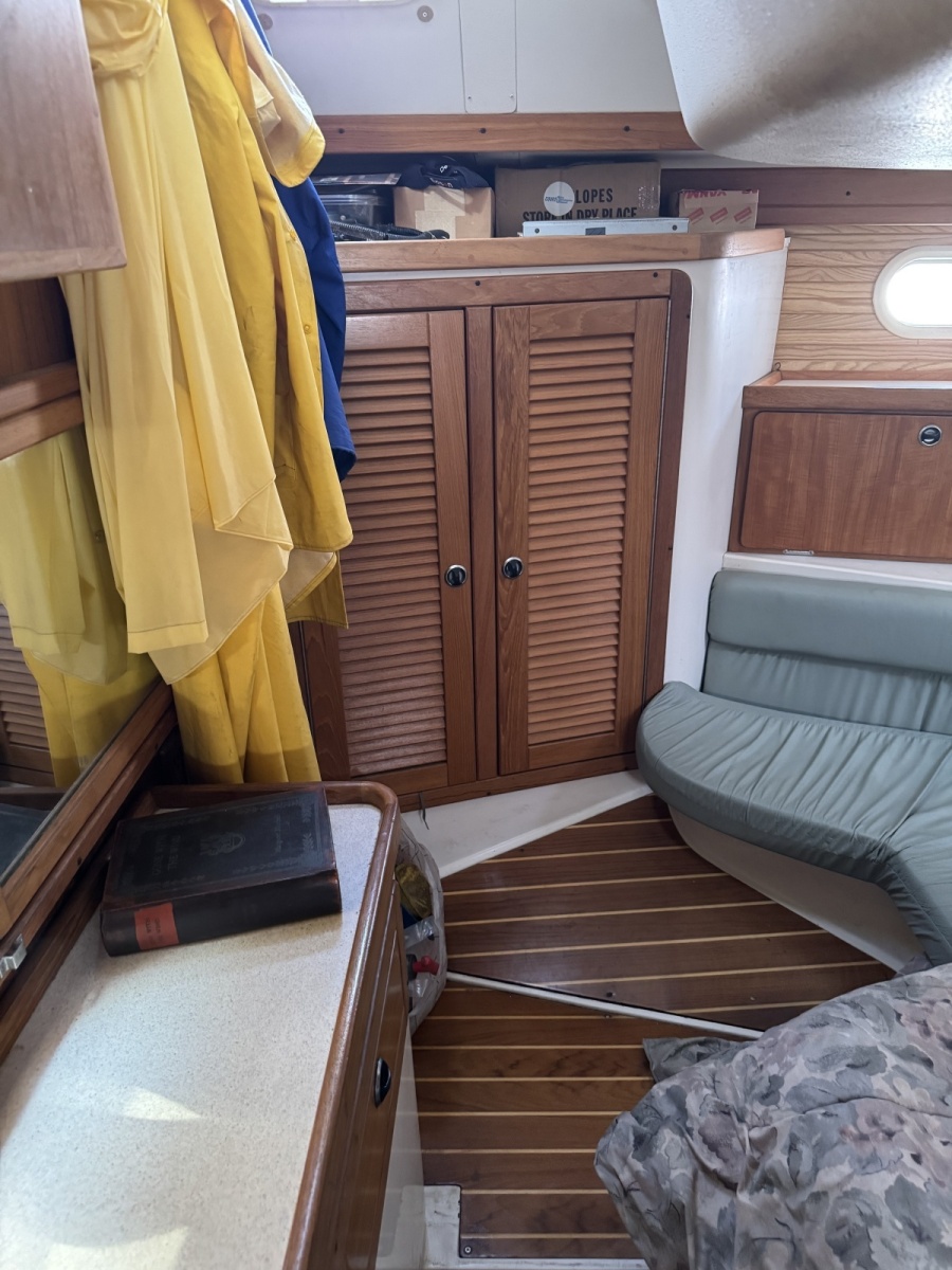 2000 Catalina 400 Mark II