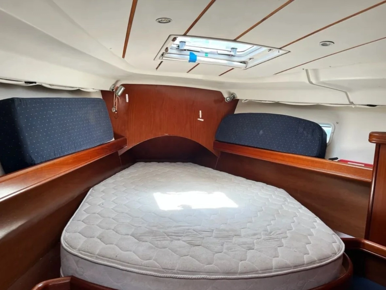 2005 Beneteau 423