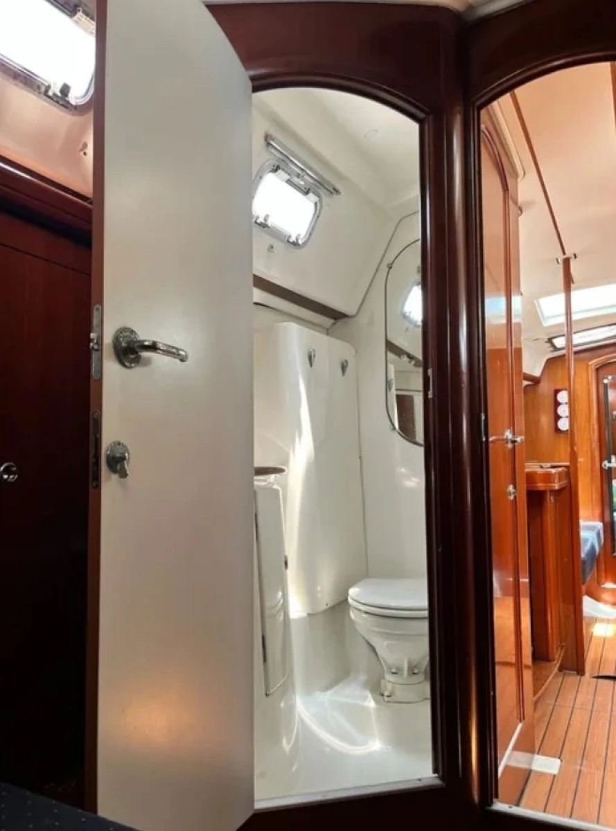 2005 Beneteau 423