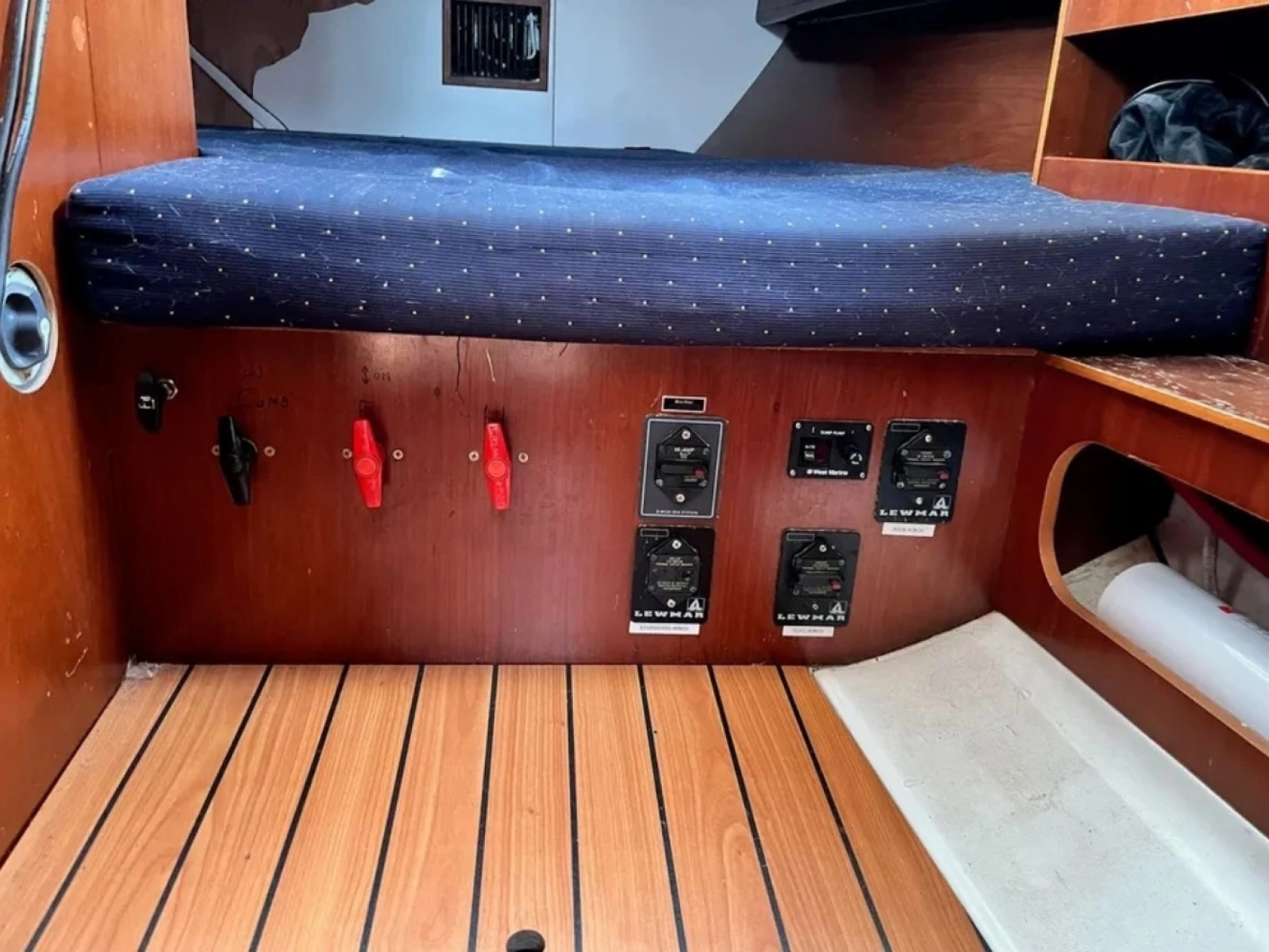 2005 Beneteau 423