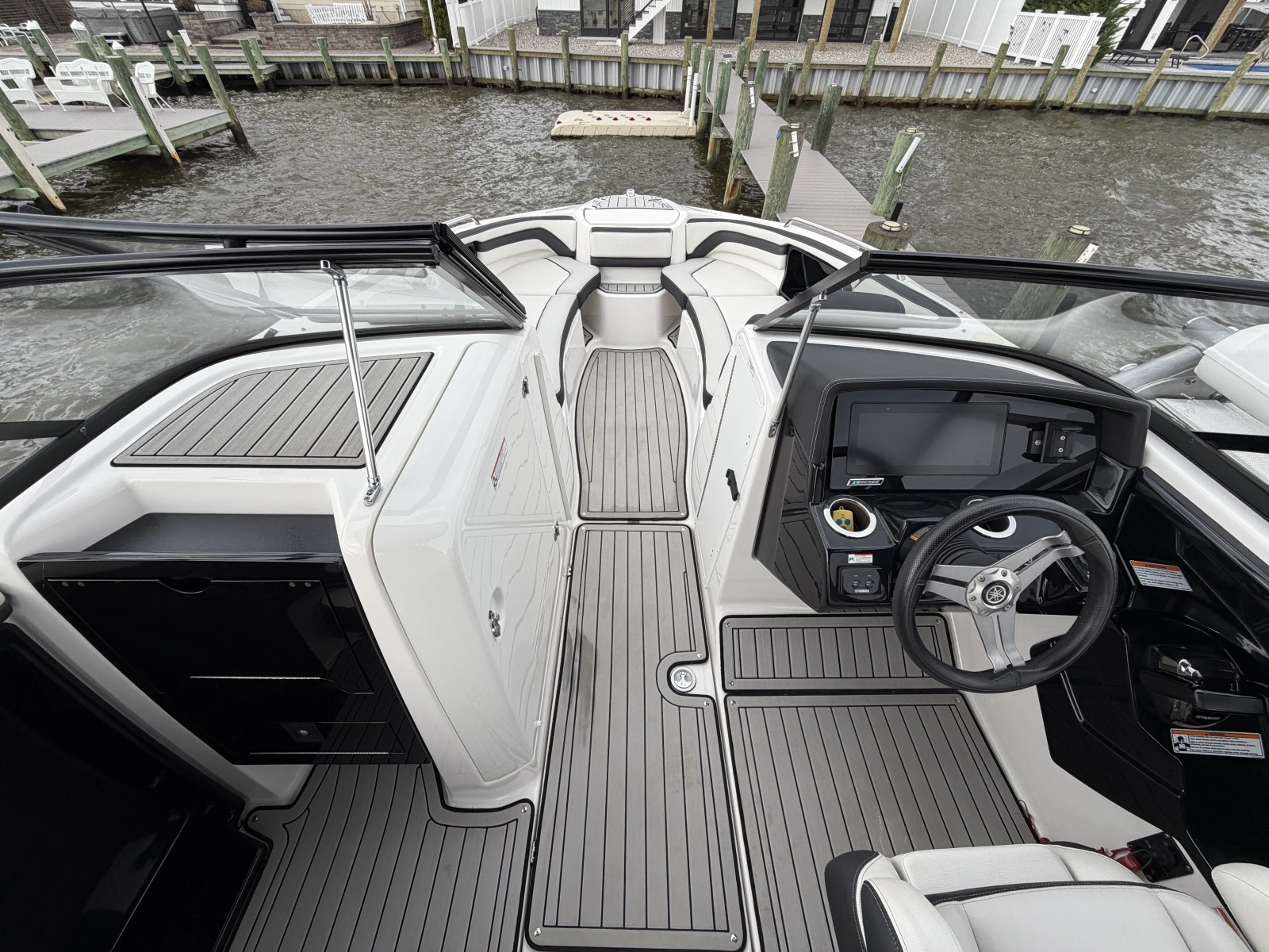 2020 Yamaha Boats 242 Limited S E-Series