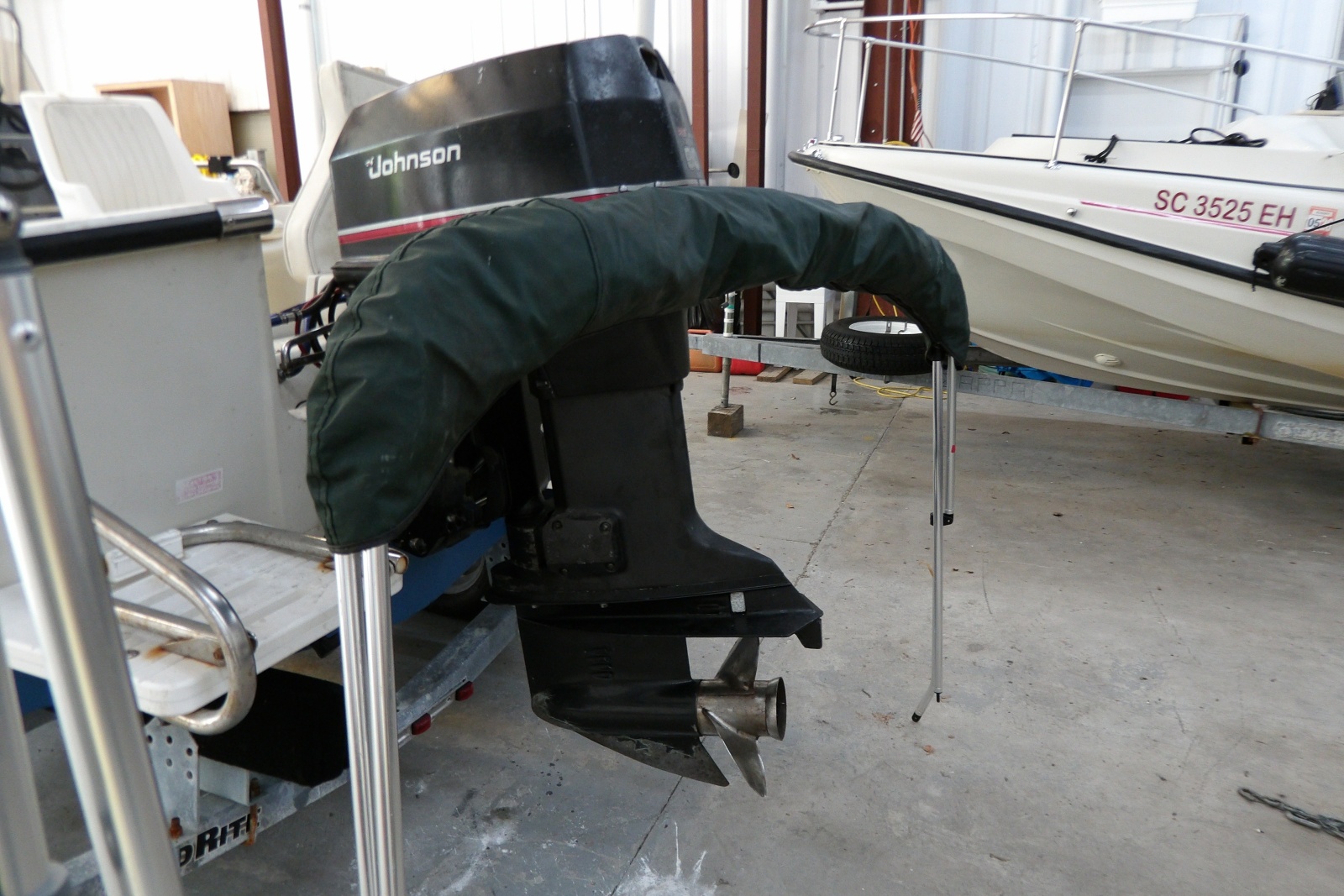 2000 Starcraft C-Star 170 DC
