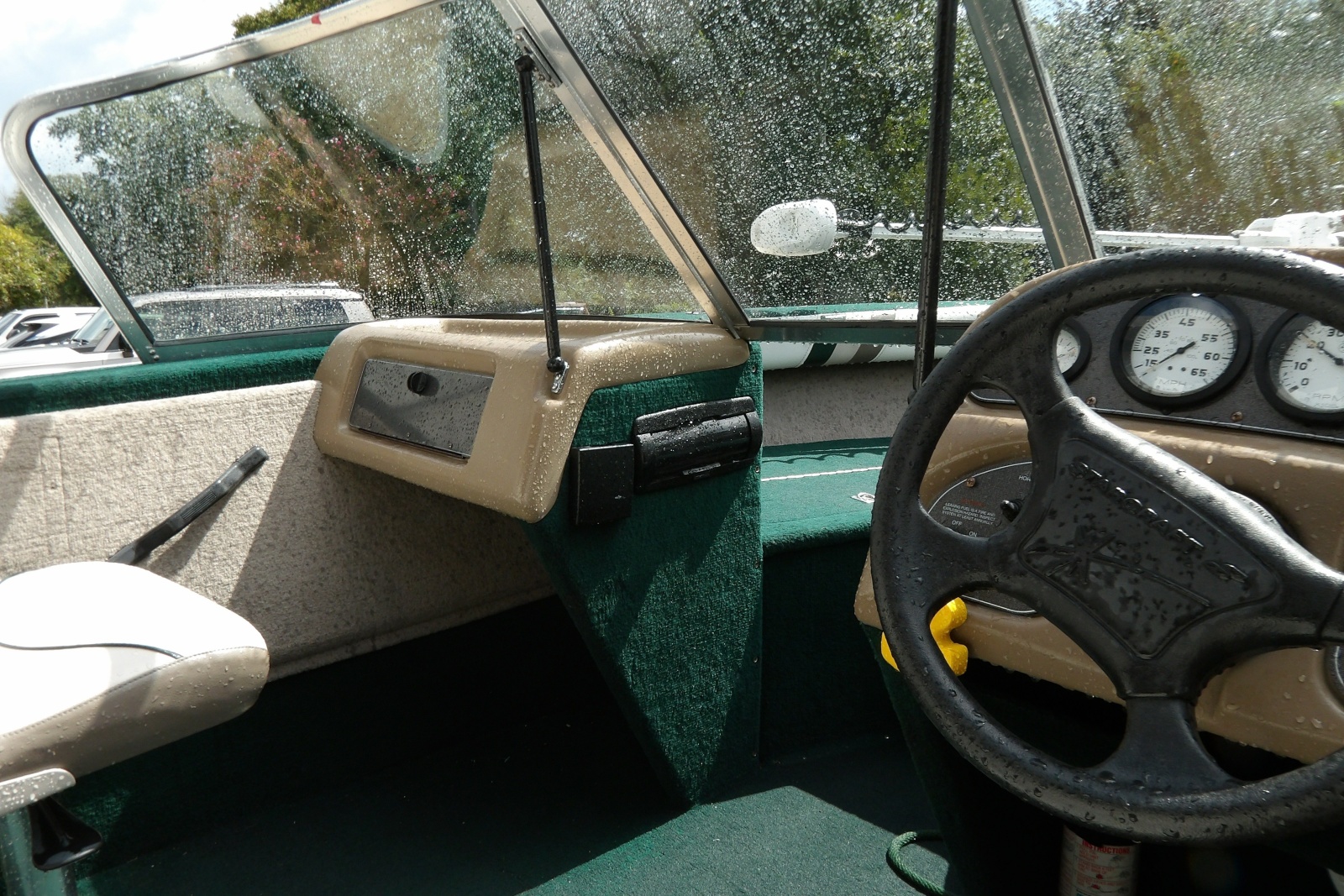 2000 Starcraft C-Star 170 DC