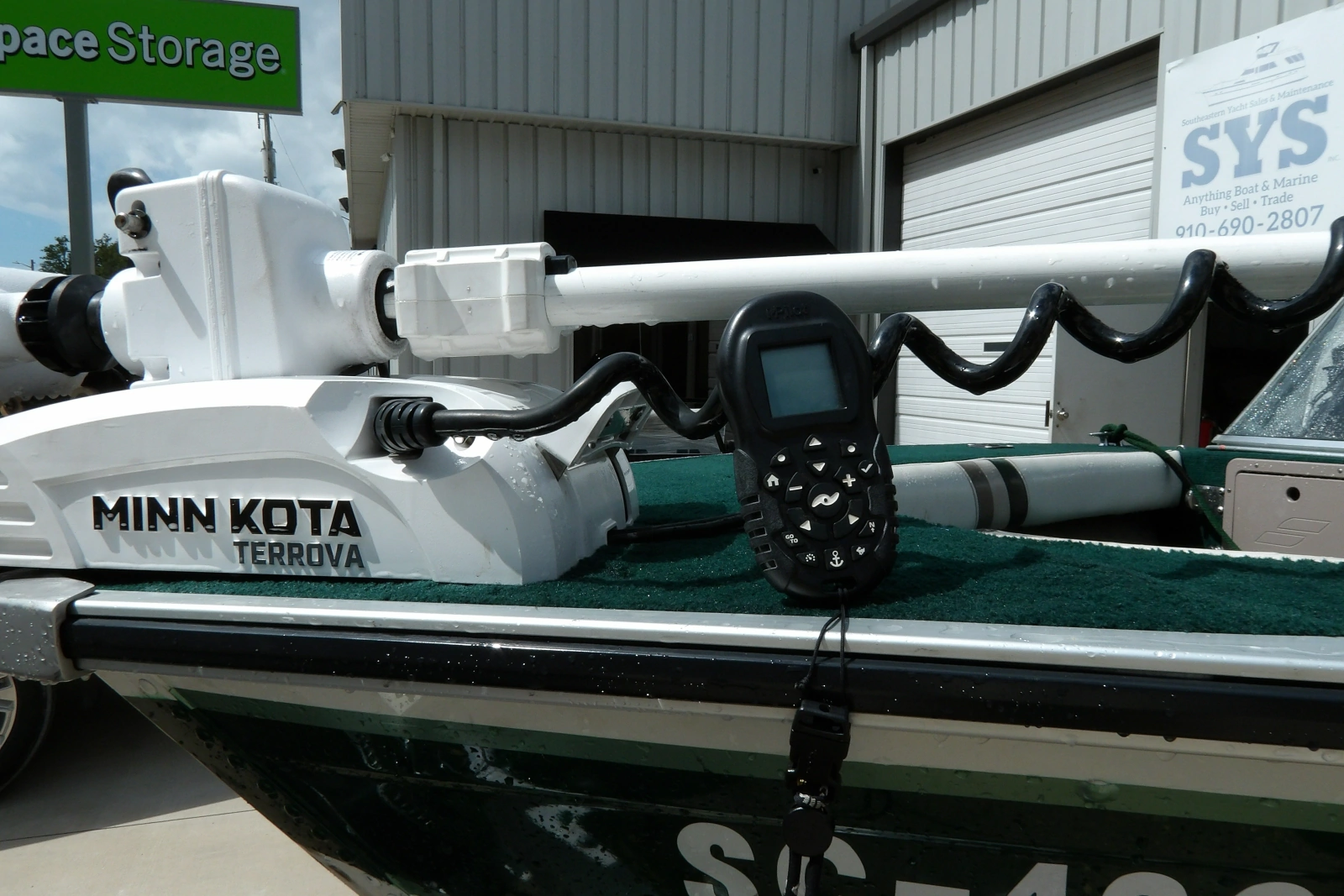 2000 Starcraft C-Star 170 DC
