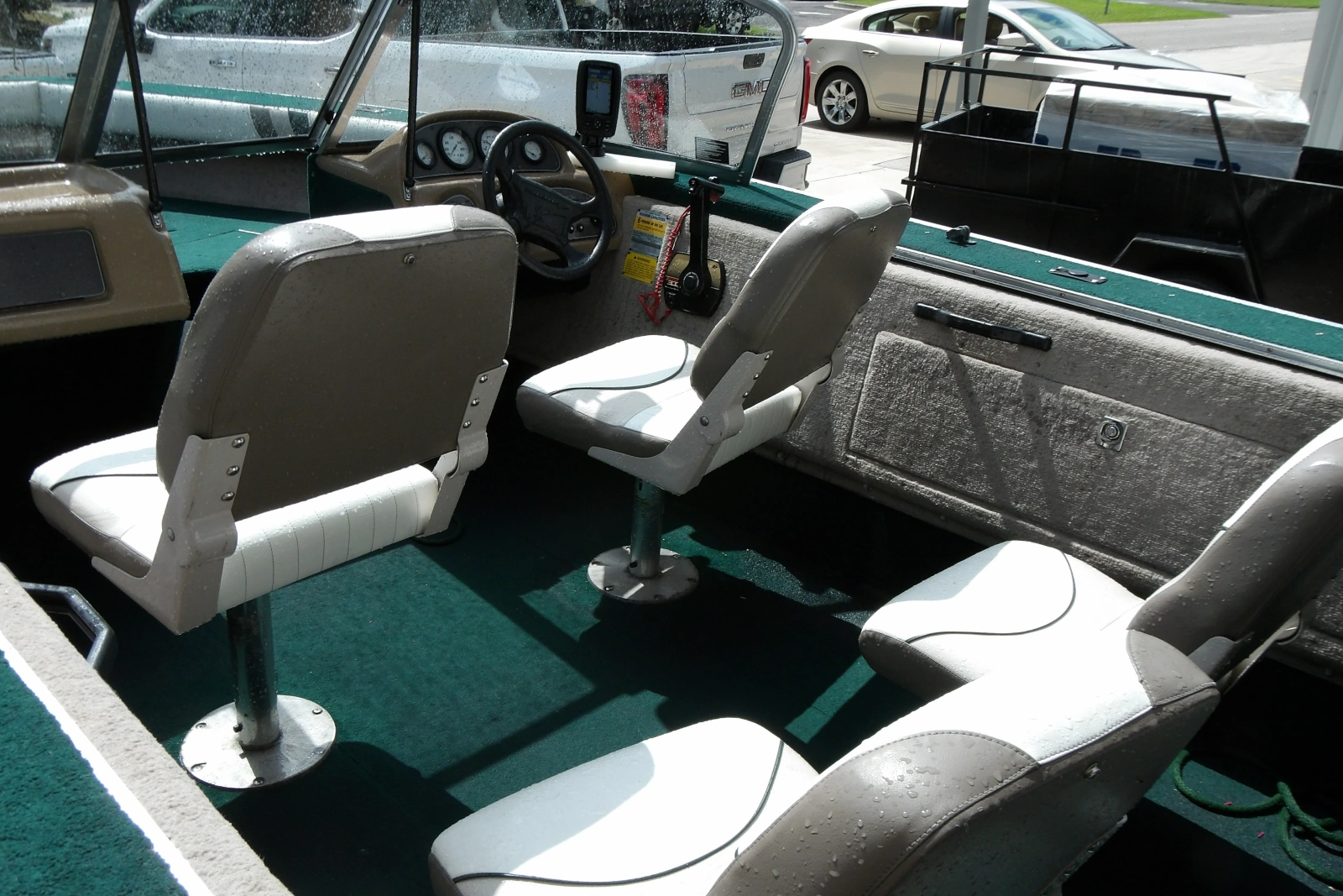 2000 Starcraft C-Star 170 DC