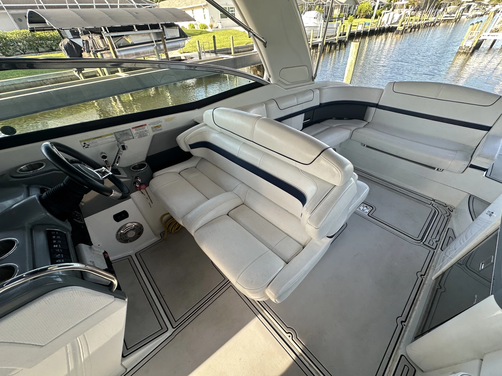2014 Formula 310 Bowrider