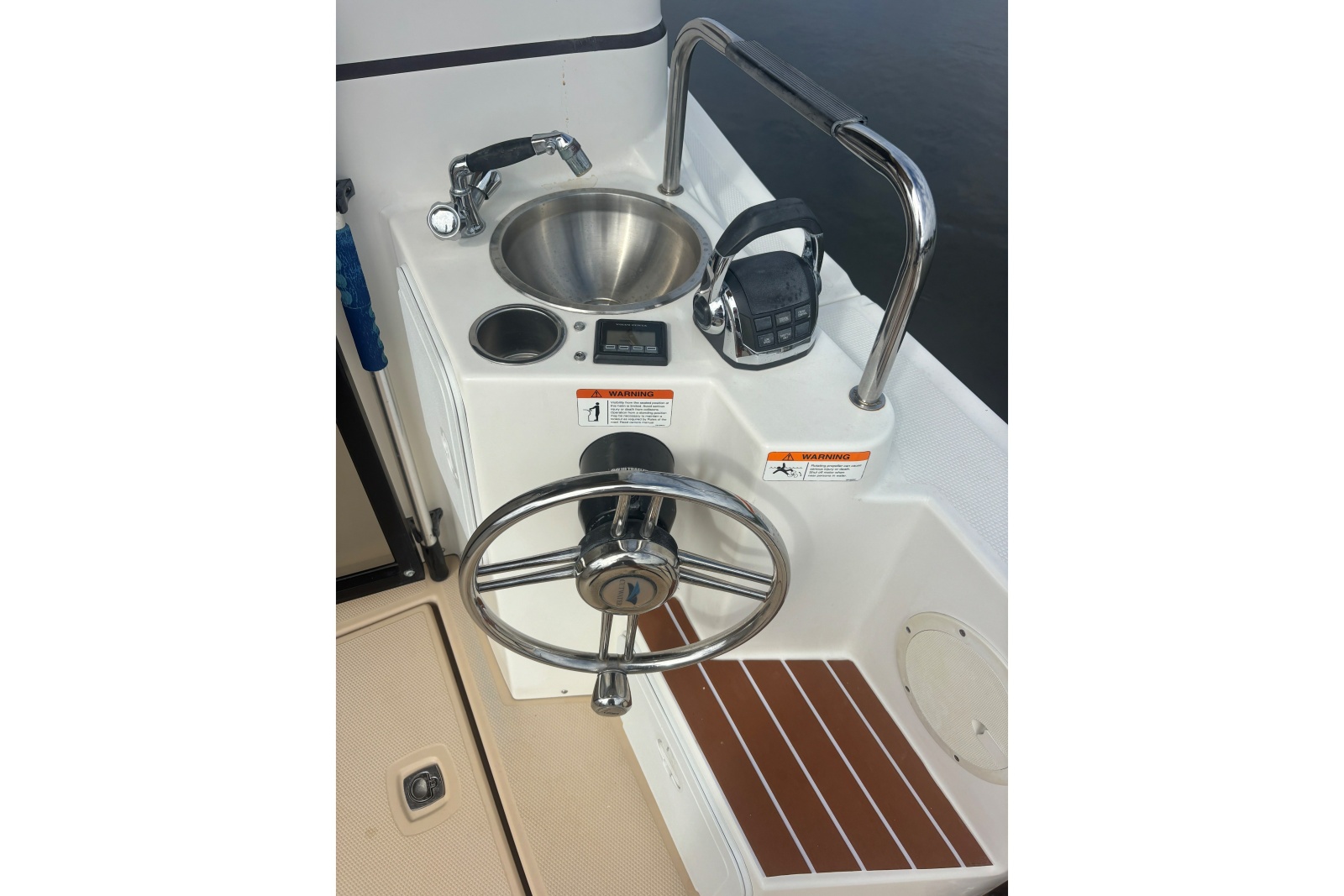 2016 Cutwater C-28 LE