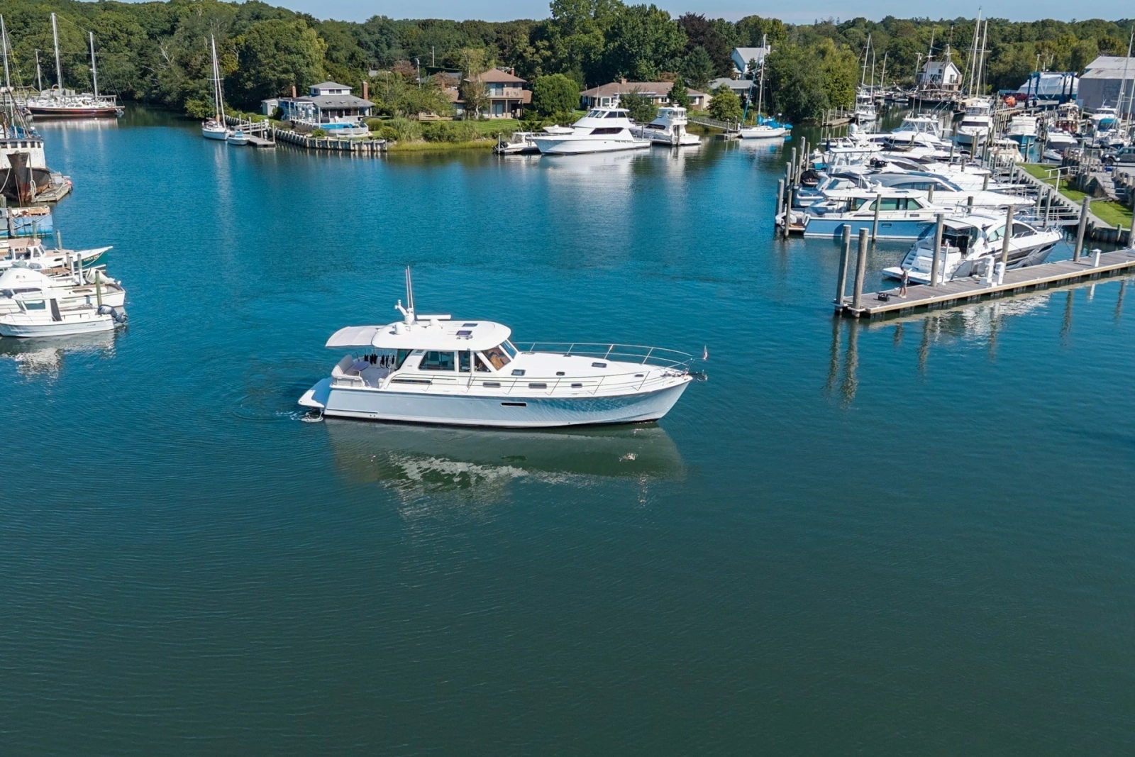 2021 Sabre 48 Salon Express