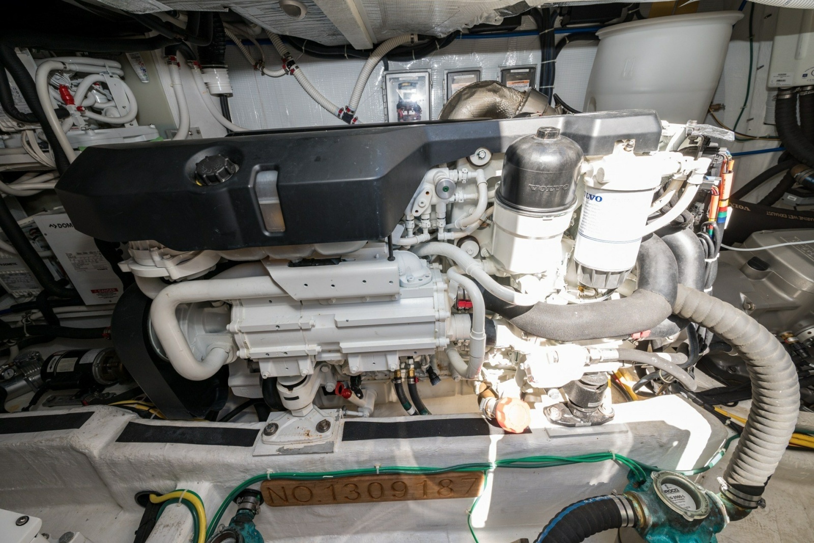 2021 Sabre 48 Salon Express