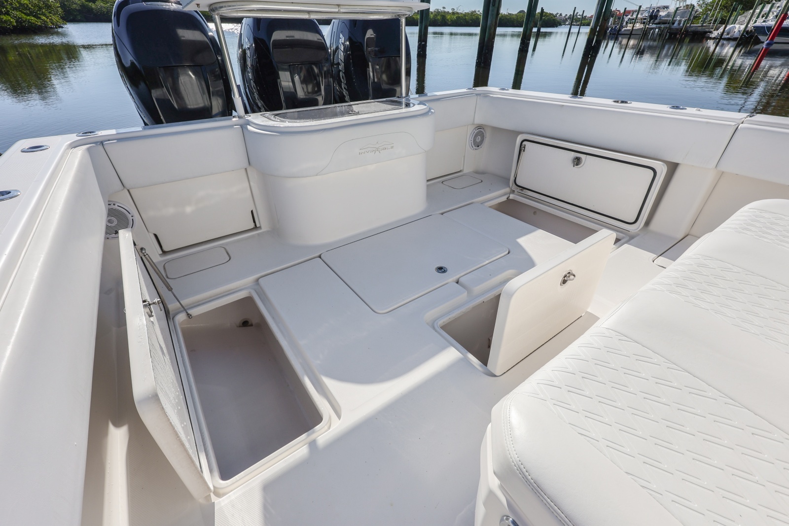 2016 Invincible 39 Open Fisherman
