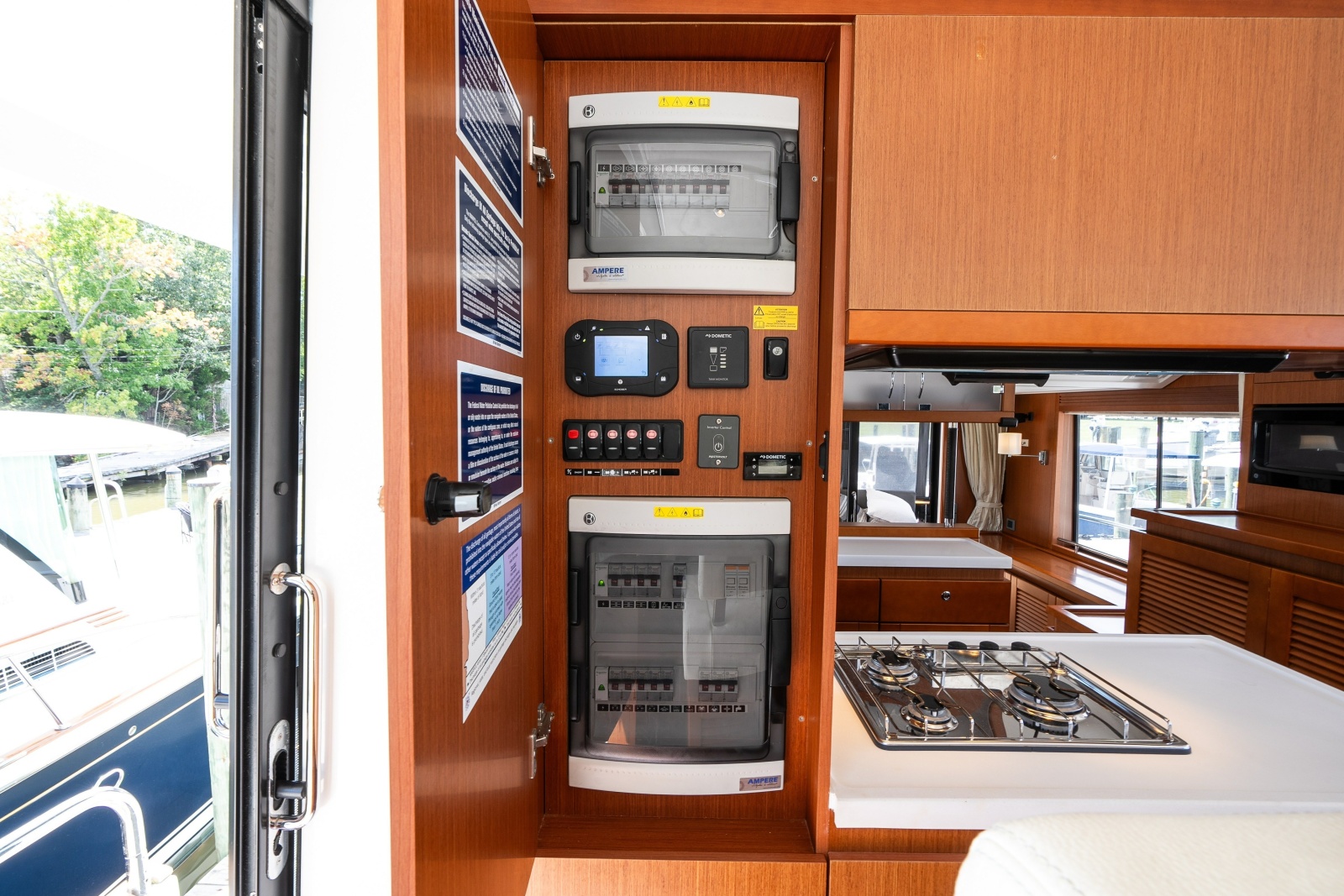 2020 Beneteau Swift Trawler 50
