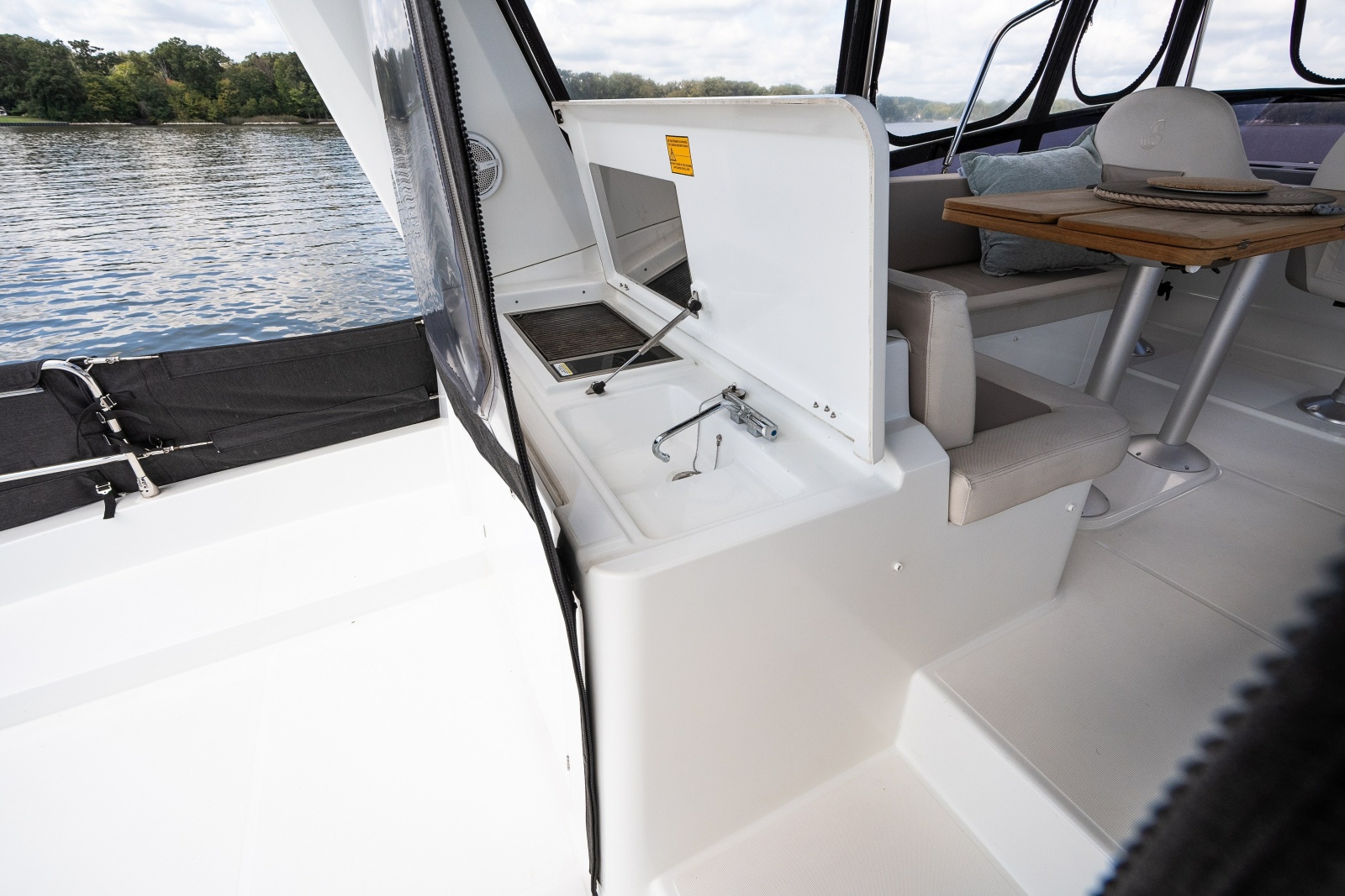 2020 Beneteau Swift Trawler 50