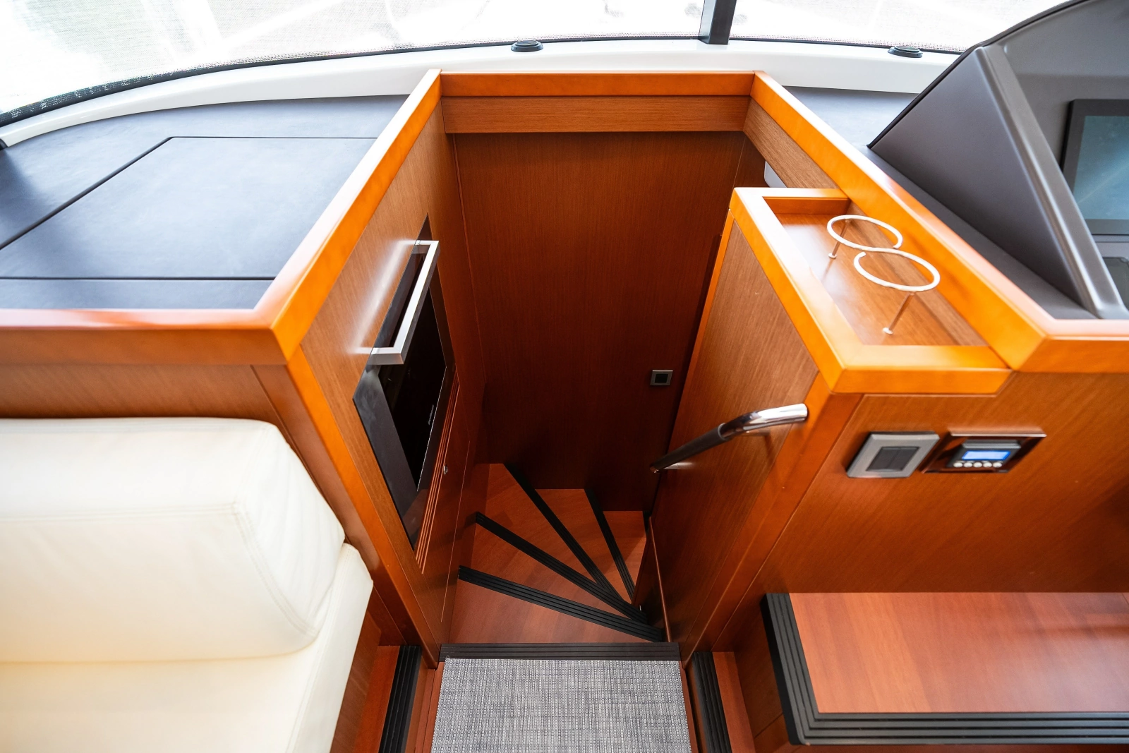 2020 Beneteau Swift Trawler 50
