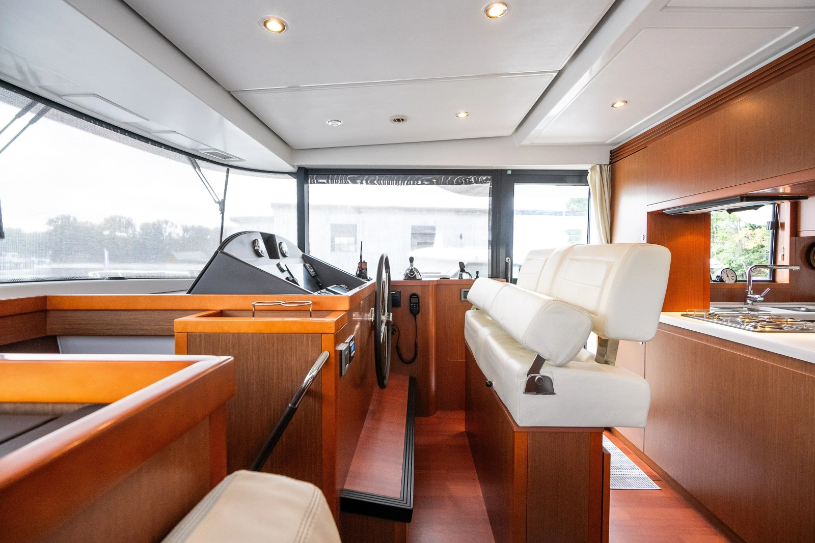 2020 Beneteau Swift Trawler 50