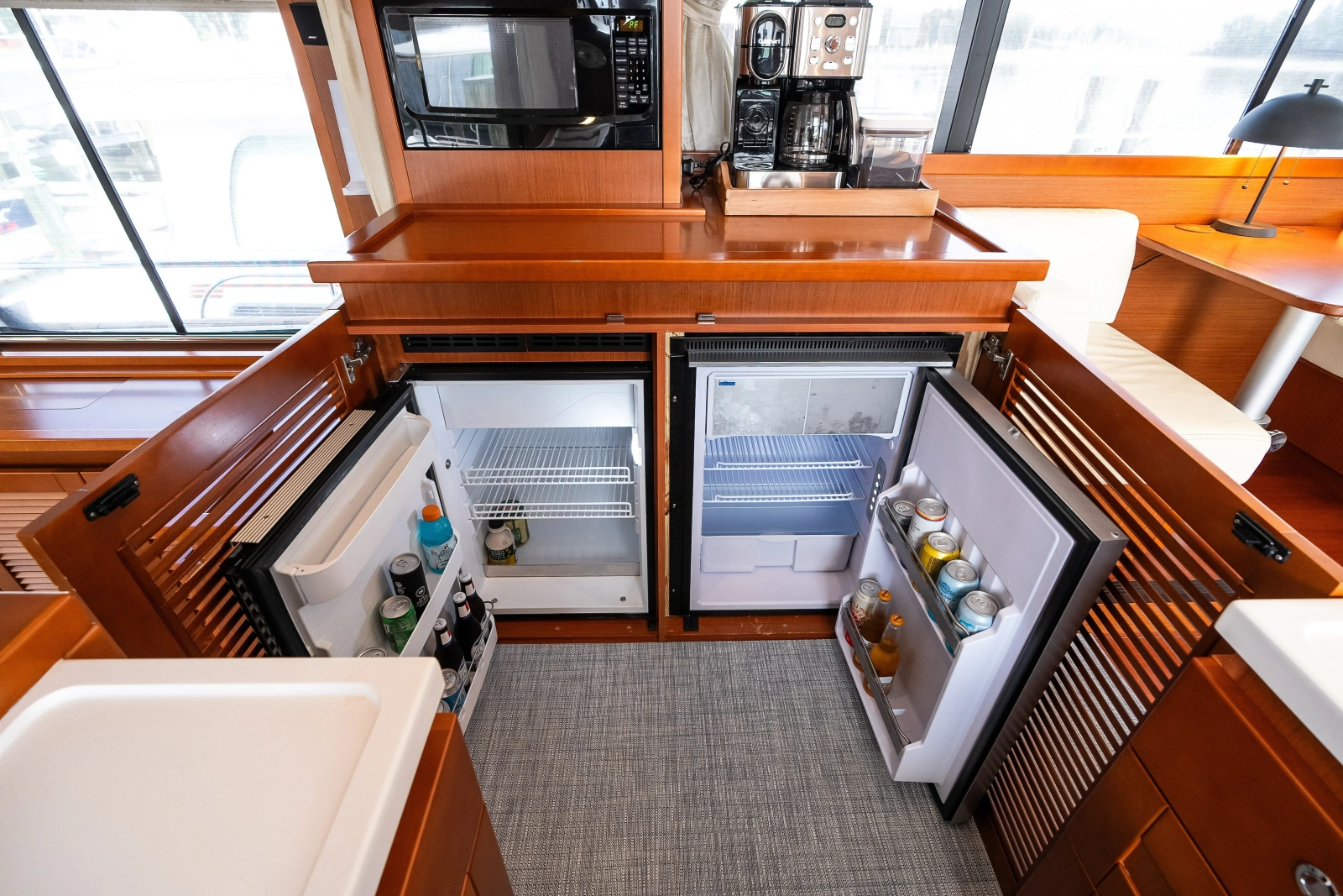 2020 Beneteau Swift Trawler 50