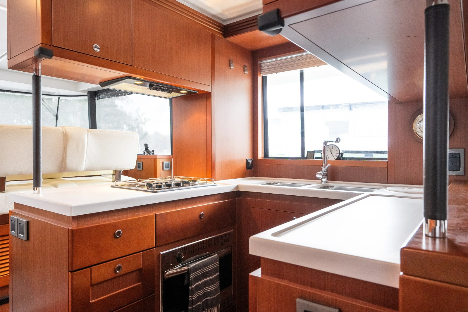 2020 Beneteau Swift Trawler 50