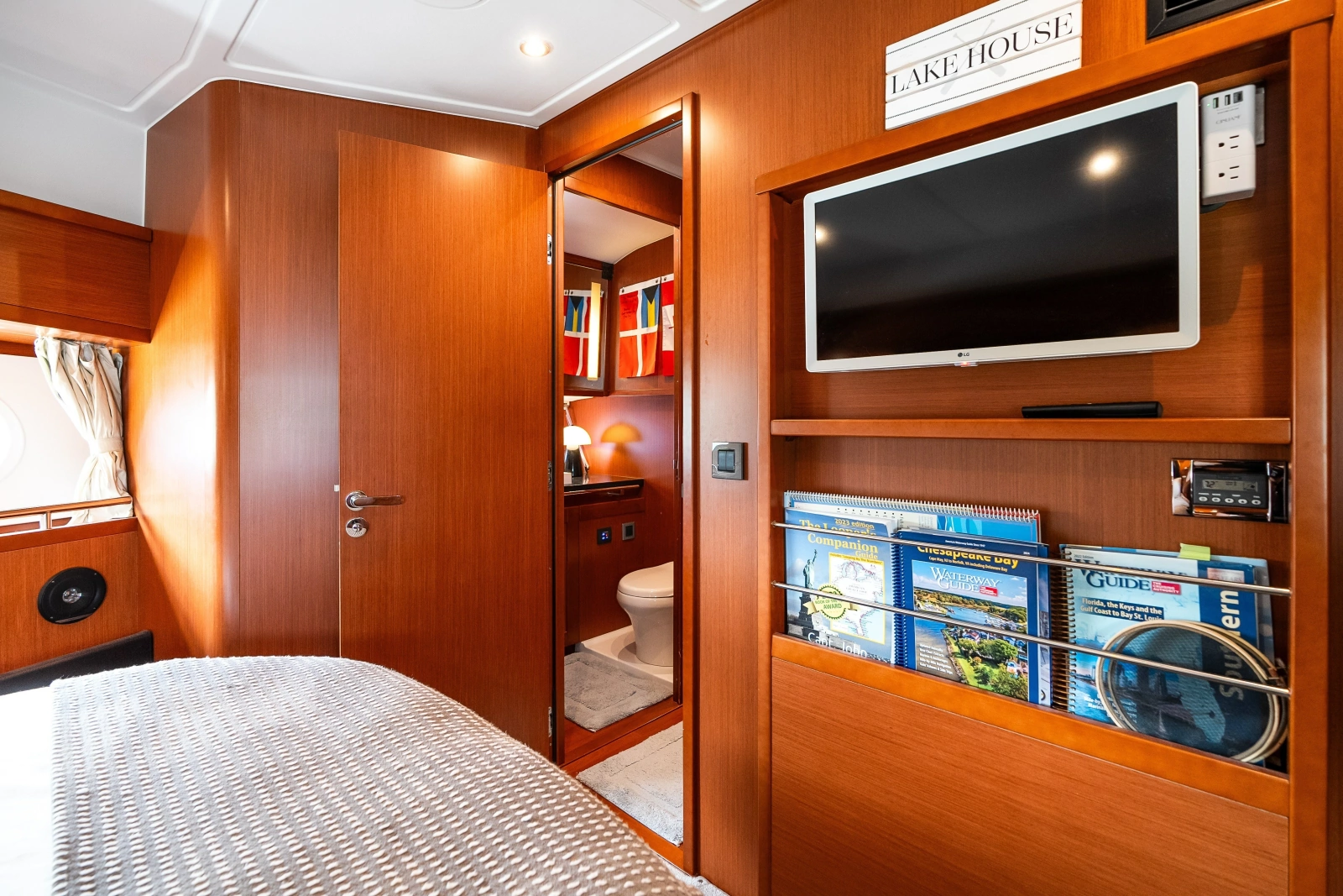 2020 Beneteau Swift Trawler 50