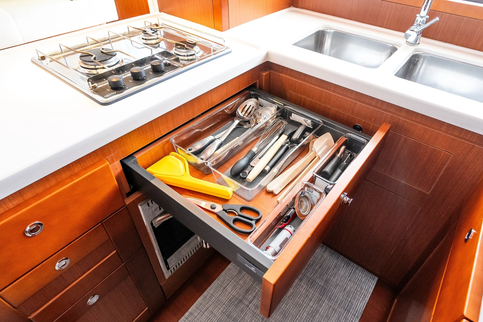 2020 Beneteau Swift Trawler 50