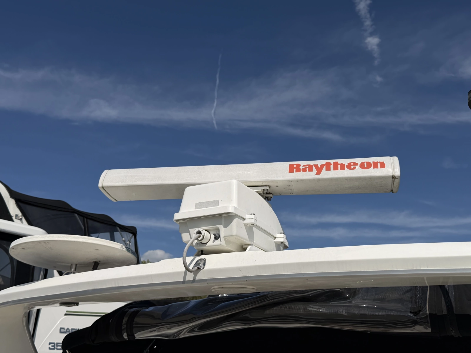 1993 Sea Ray 370 Express Cruiser