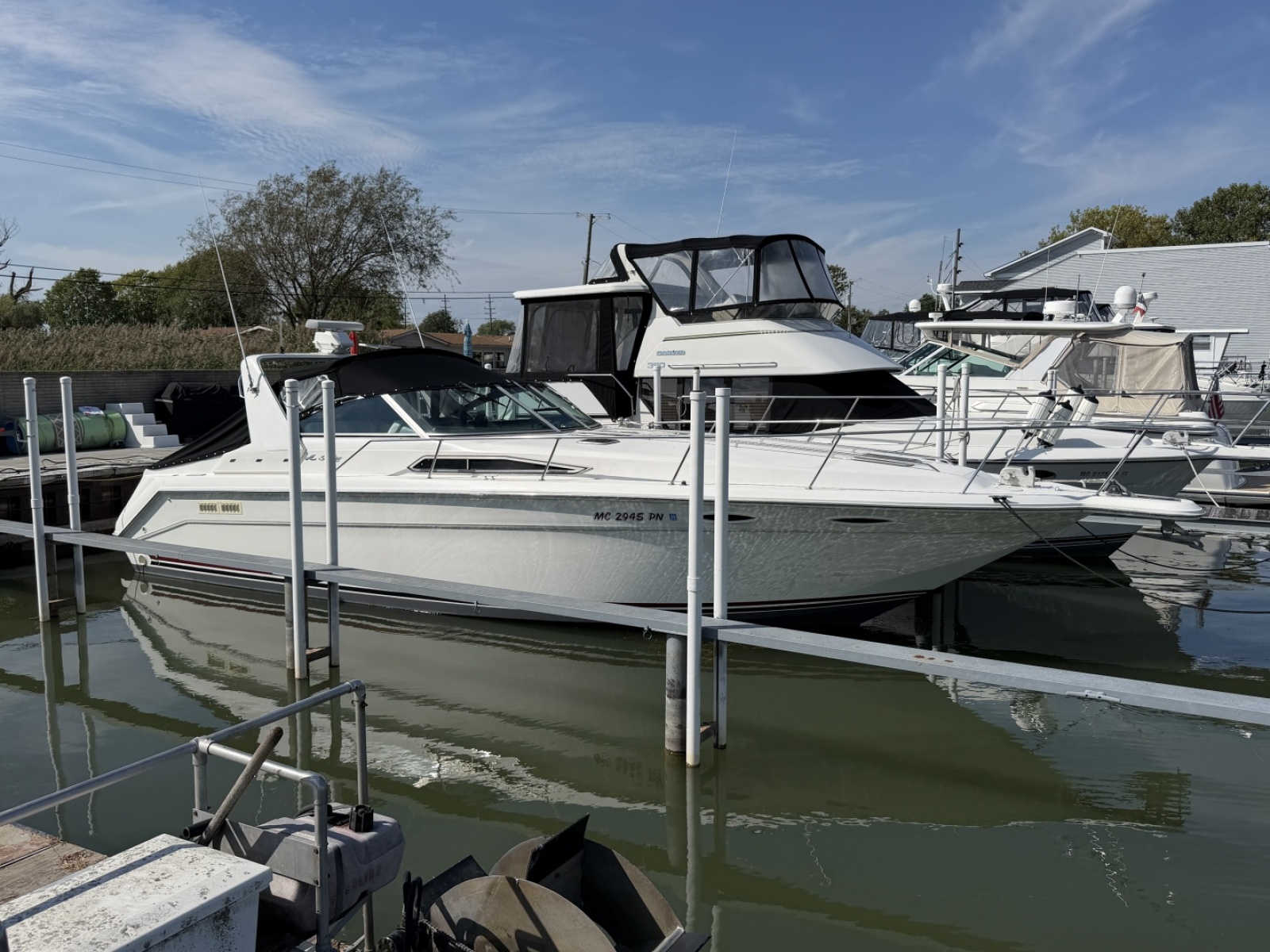 1993 Sea Ray 370 Express Cruiser