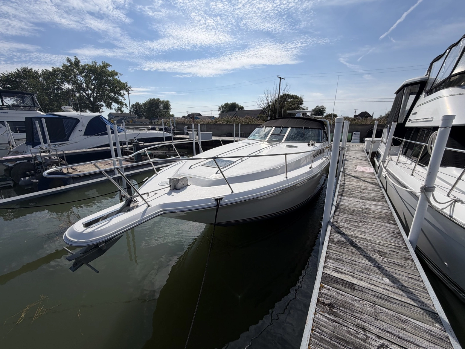 1993 Sea Ray 370 Express Cruiser