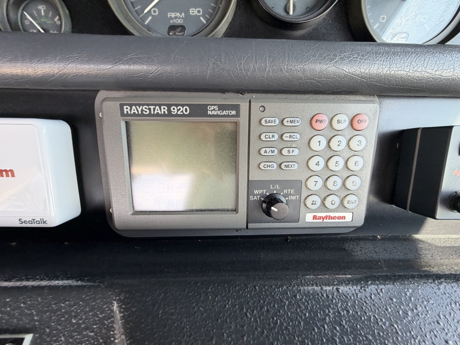 1993 Sea Ray 370 Express Cruiser
