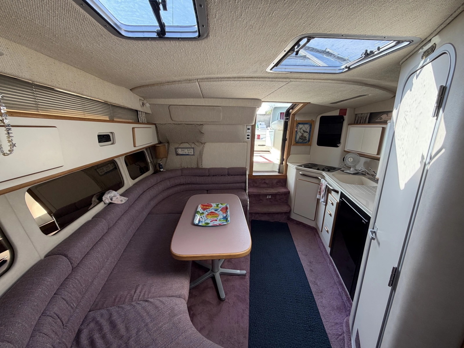 1993 Sea Ray 370 Express Cruiser