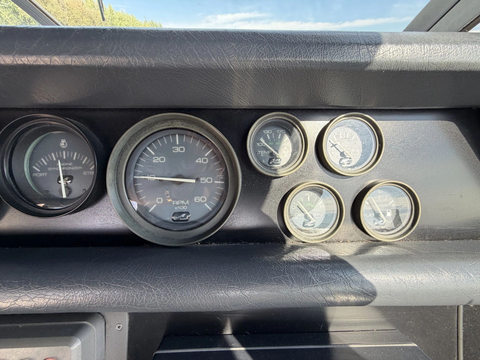 1993 Sea Ray 370 Express Cruiser