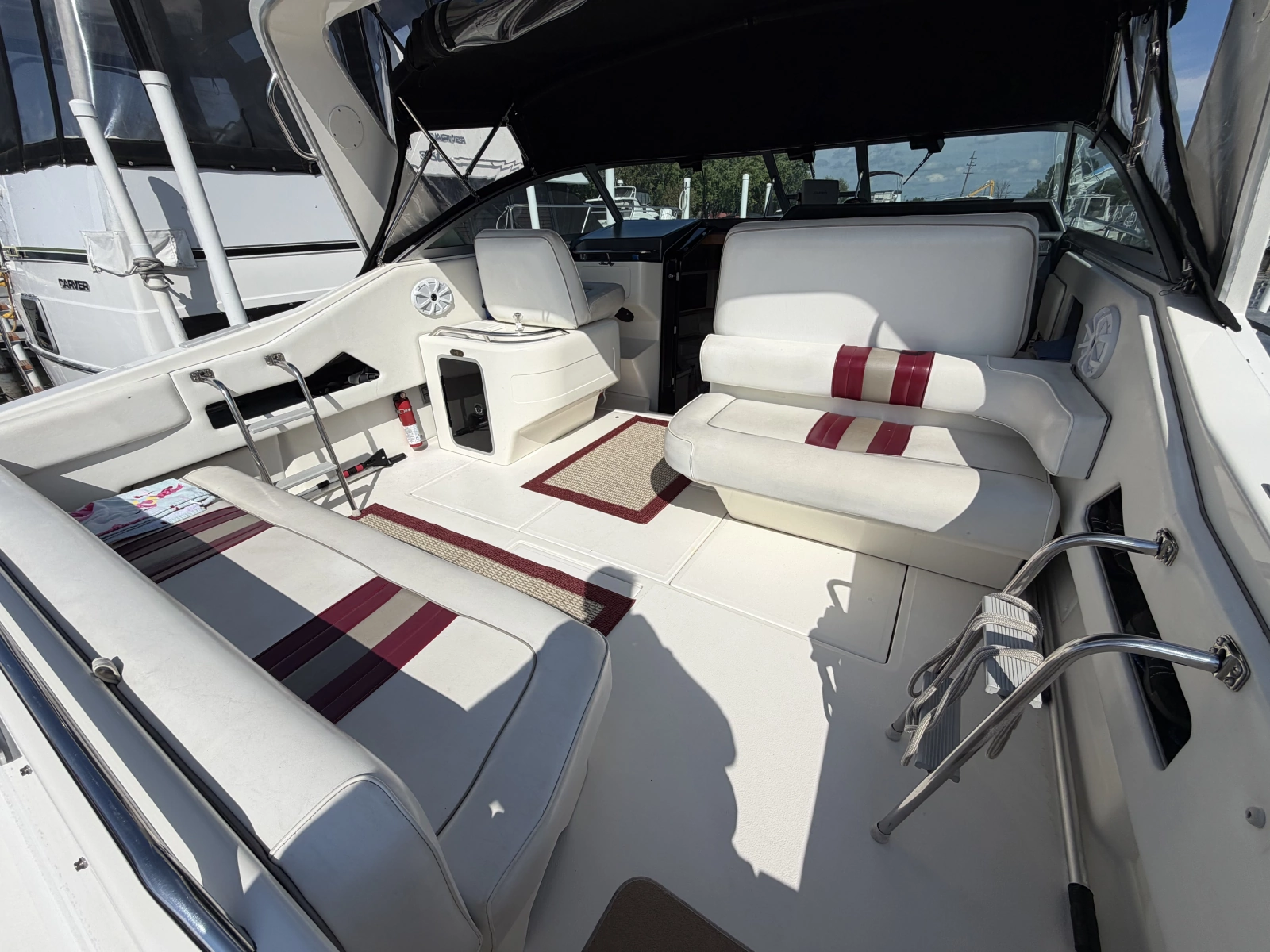 1993 Sea Ray 370 Express Cruiser