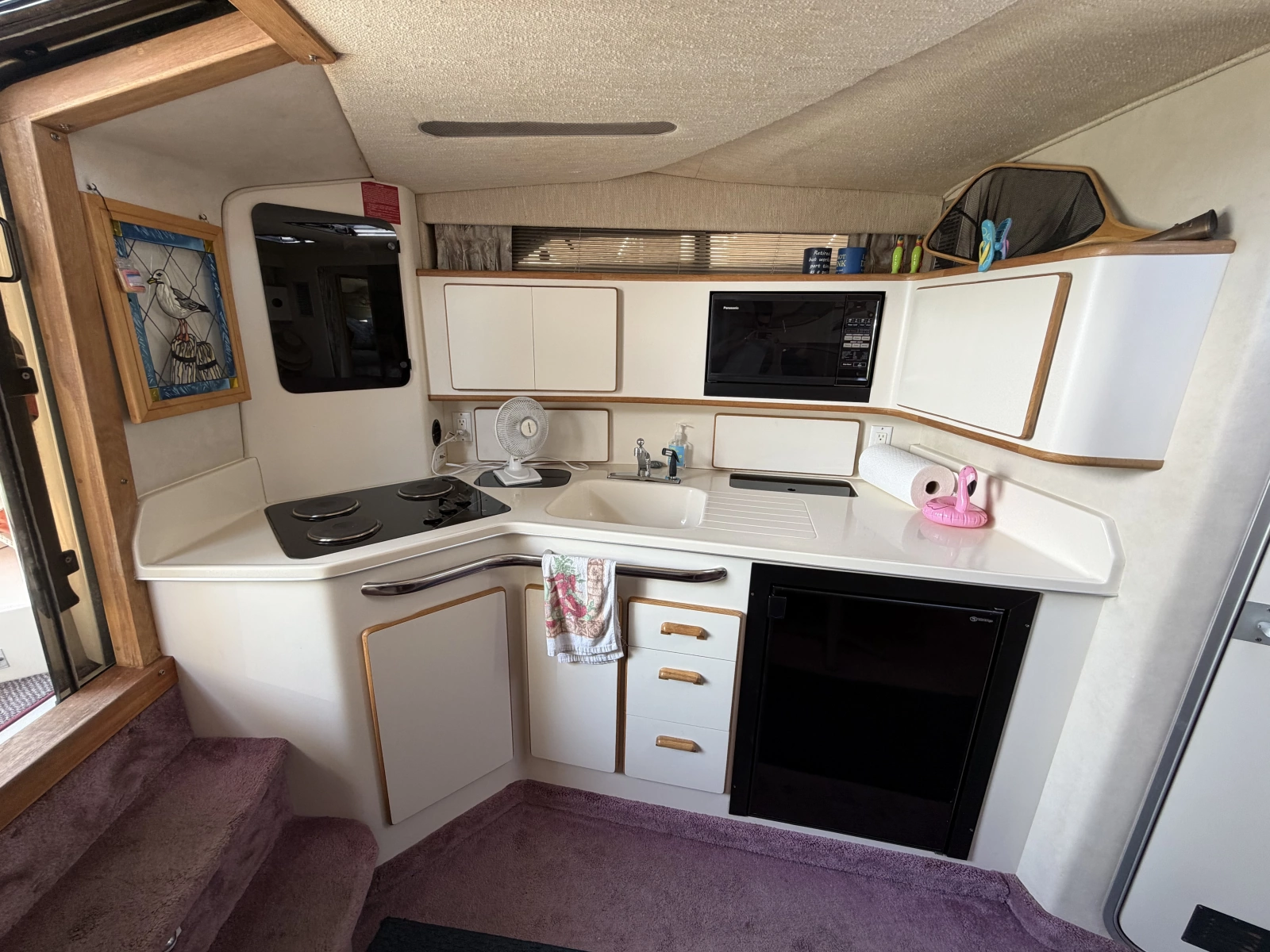 1993 Sea Ray 370 Express Cruiser