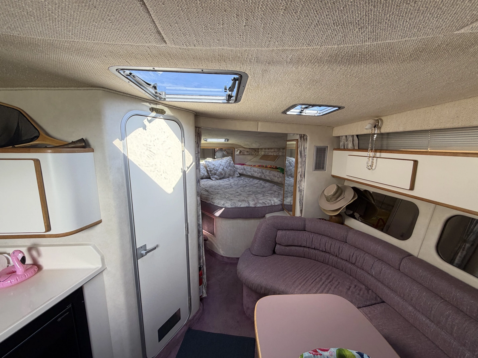 1993 Sea Ray 370 Express Cruiser