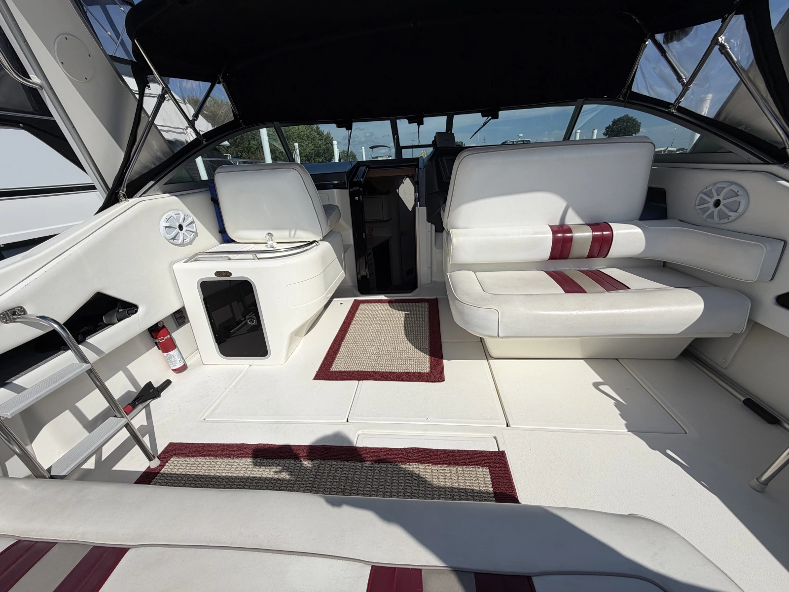 1993 Sea Ray 370 Express Cruiser