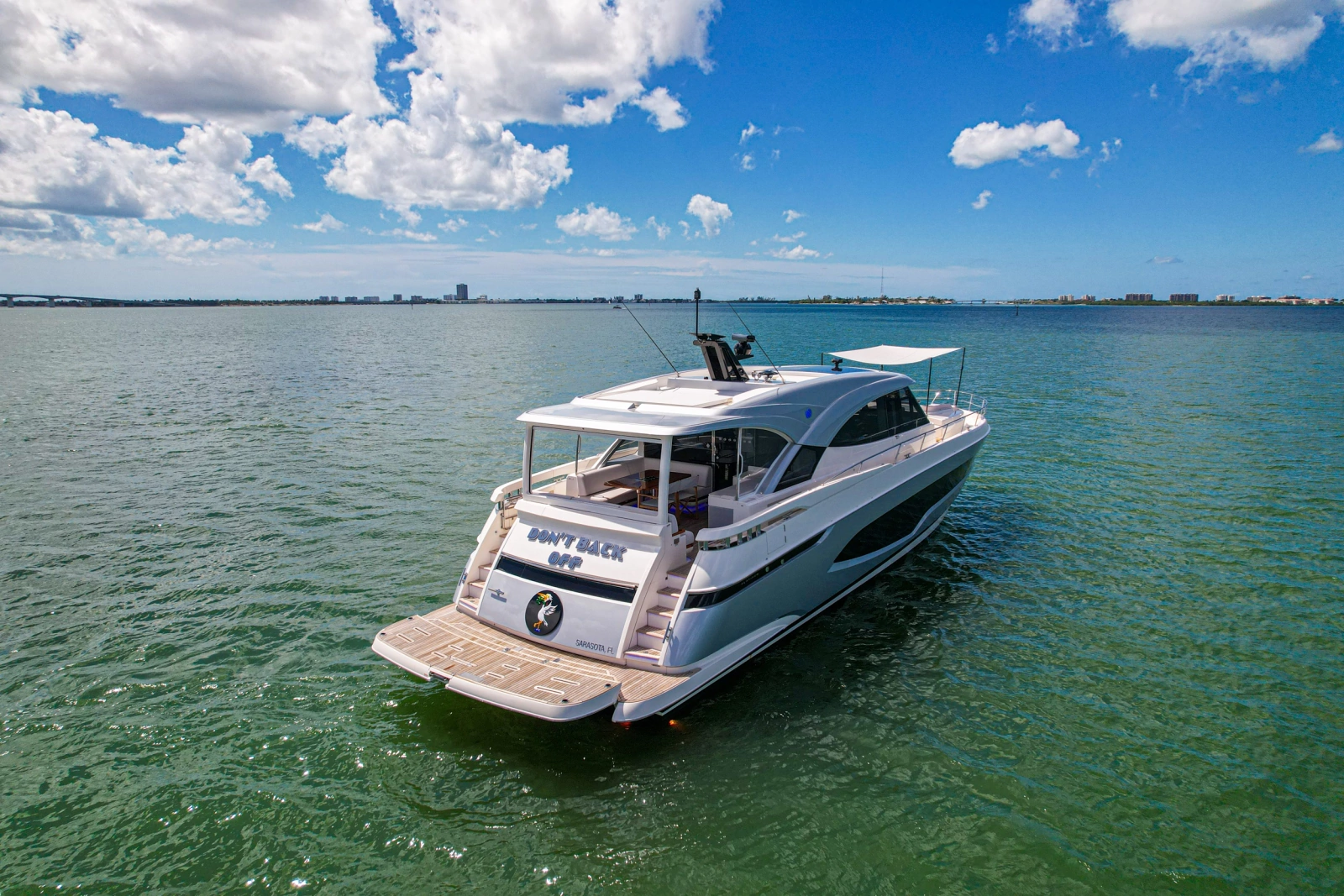 2025 Riviera 6800 Sport Yacht Platinum Edition