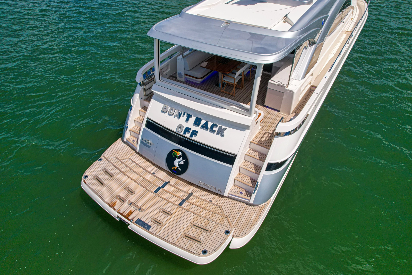 2025 Riviera 6800 Sport Yacht Platinum Edition