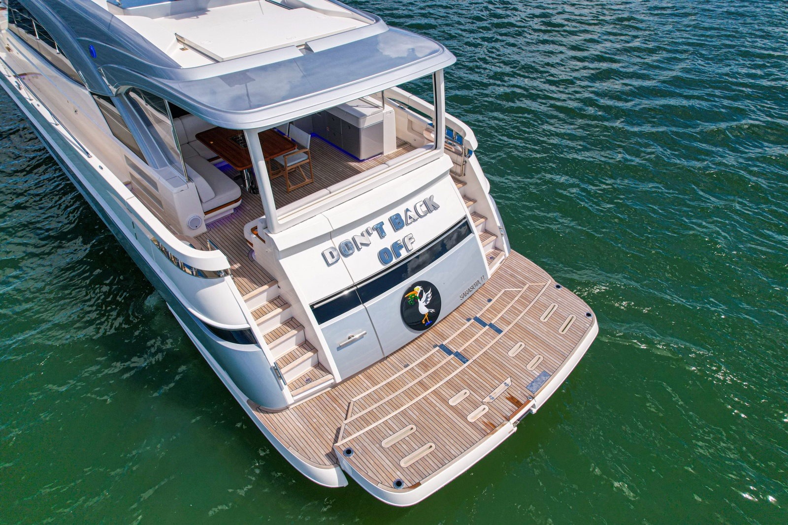 2025 Riviera 6800 Sport Yacht Platinum Edition