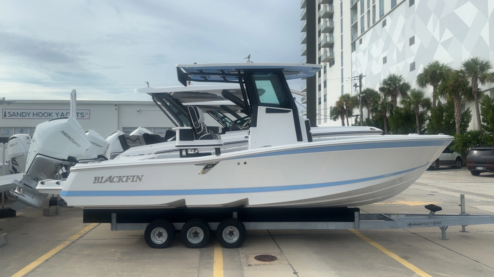 24ft Blackfin Yacht For Sale