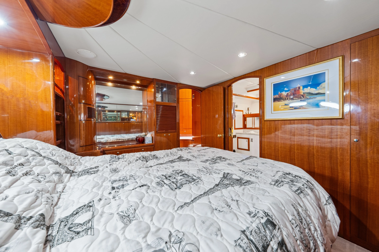 2005 Hampton 558 Pilothouse