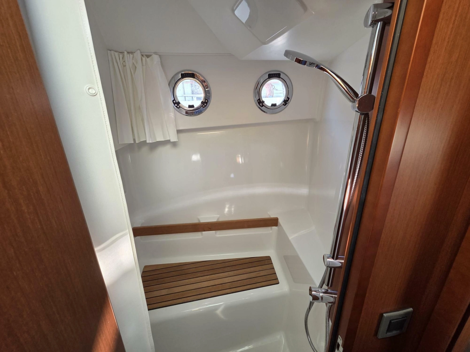 Huge separate shower stall