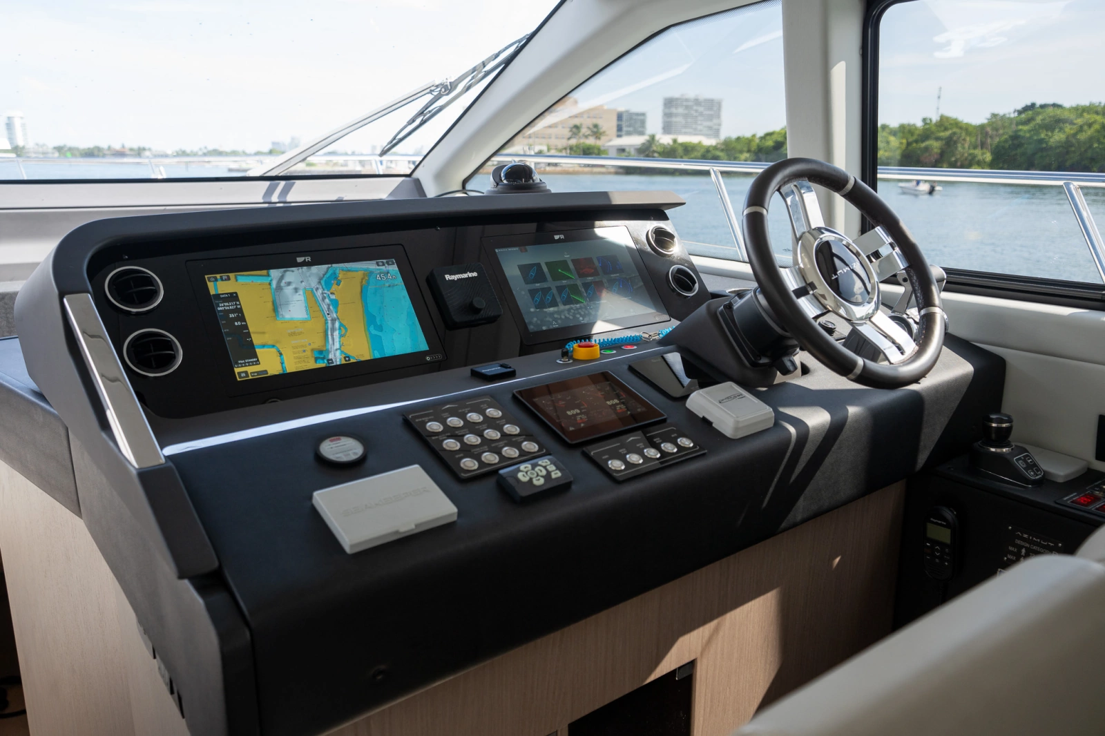 2025 Azimut FLY 50