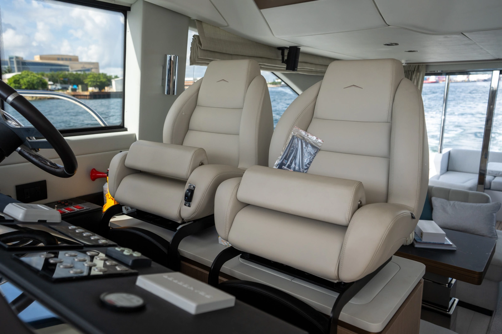 2025 Azimut FLY 50