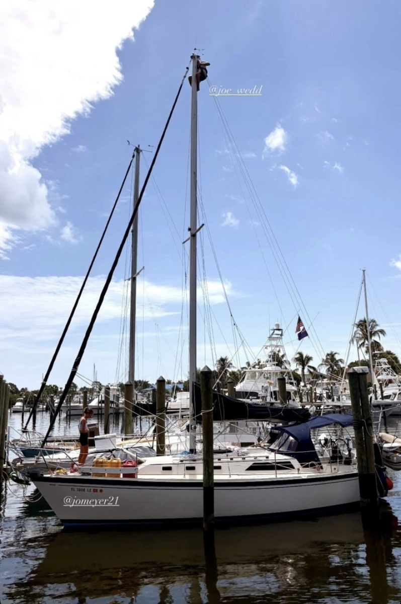 Windchime 34ft O Day Yacht For Sale