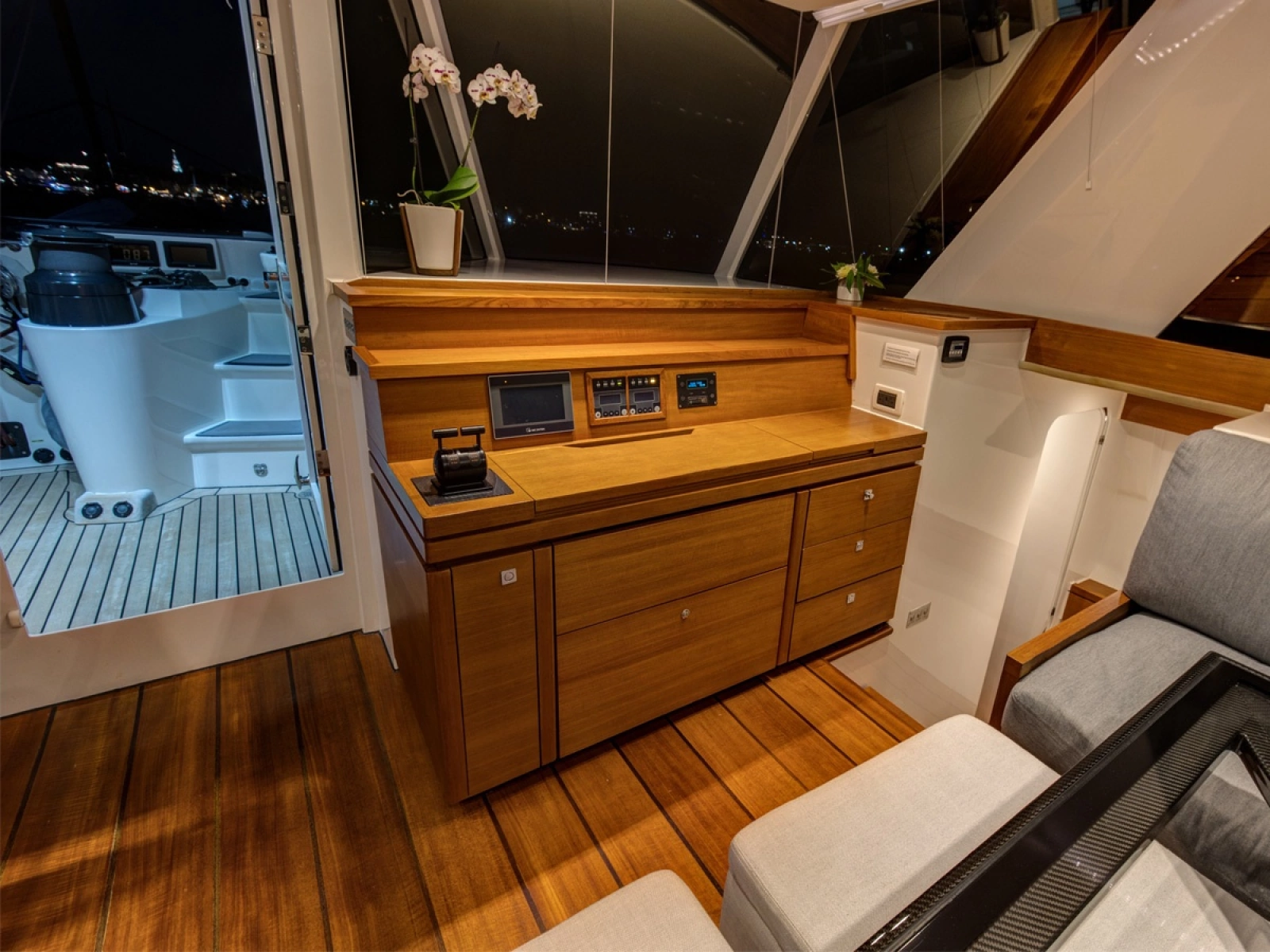 Nav Station