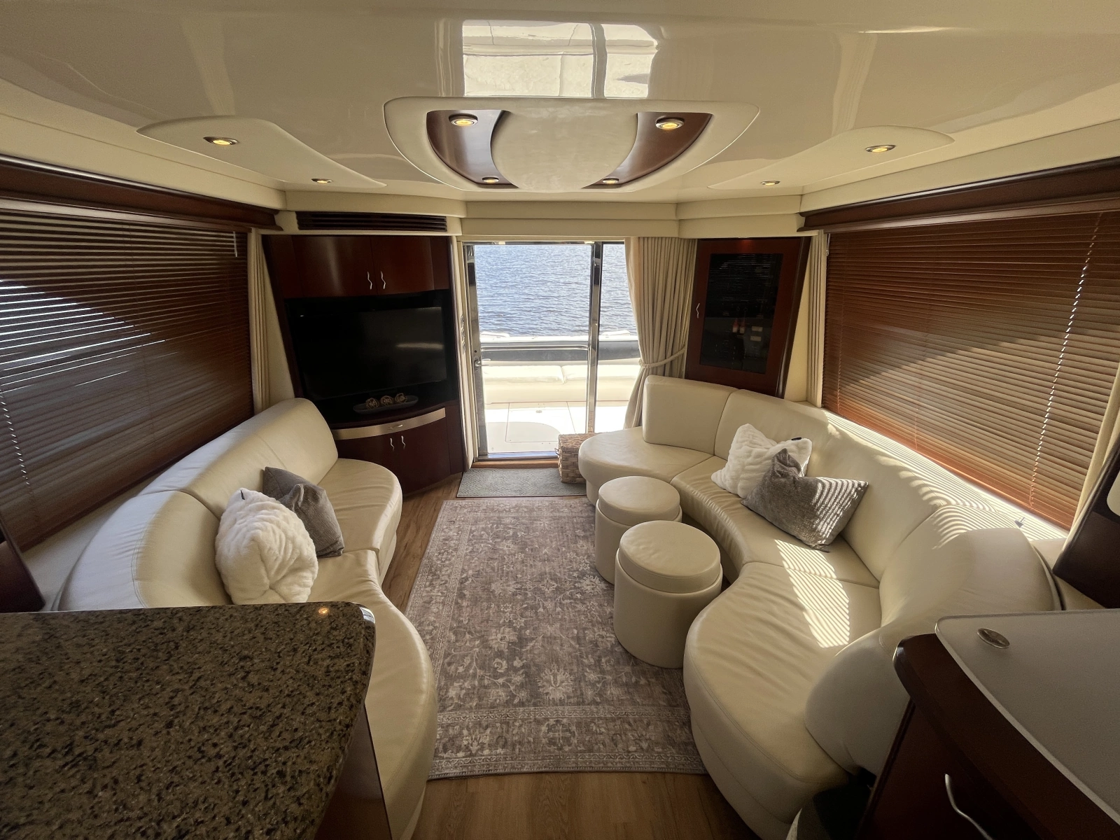 2006 Sea Ray 58 Sedan Bridge