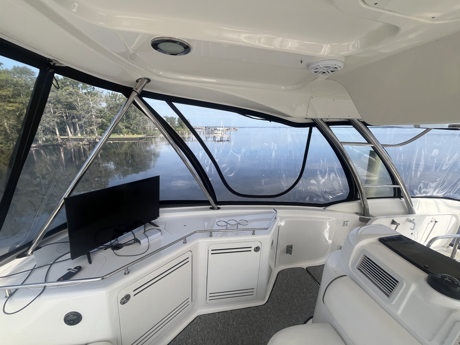 2006 Sea Ray 58 Sedan Bridge