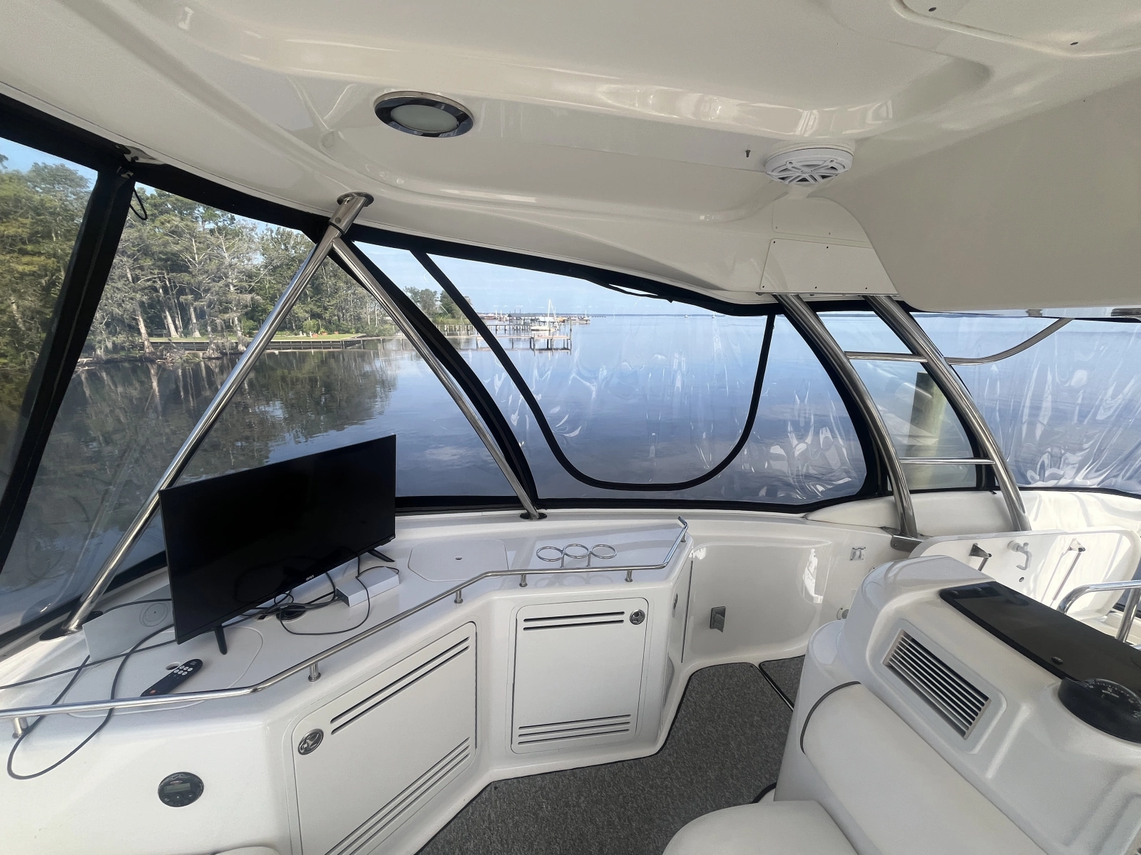 2006 Sea Ray 58 Sedan Bridge