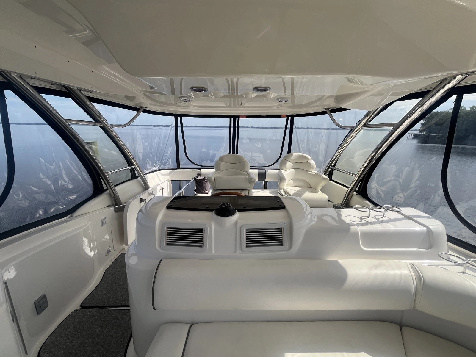 2006 Sea Ray 58 Sedan Bridge