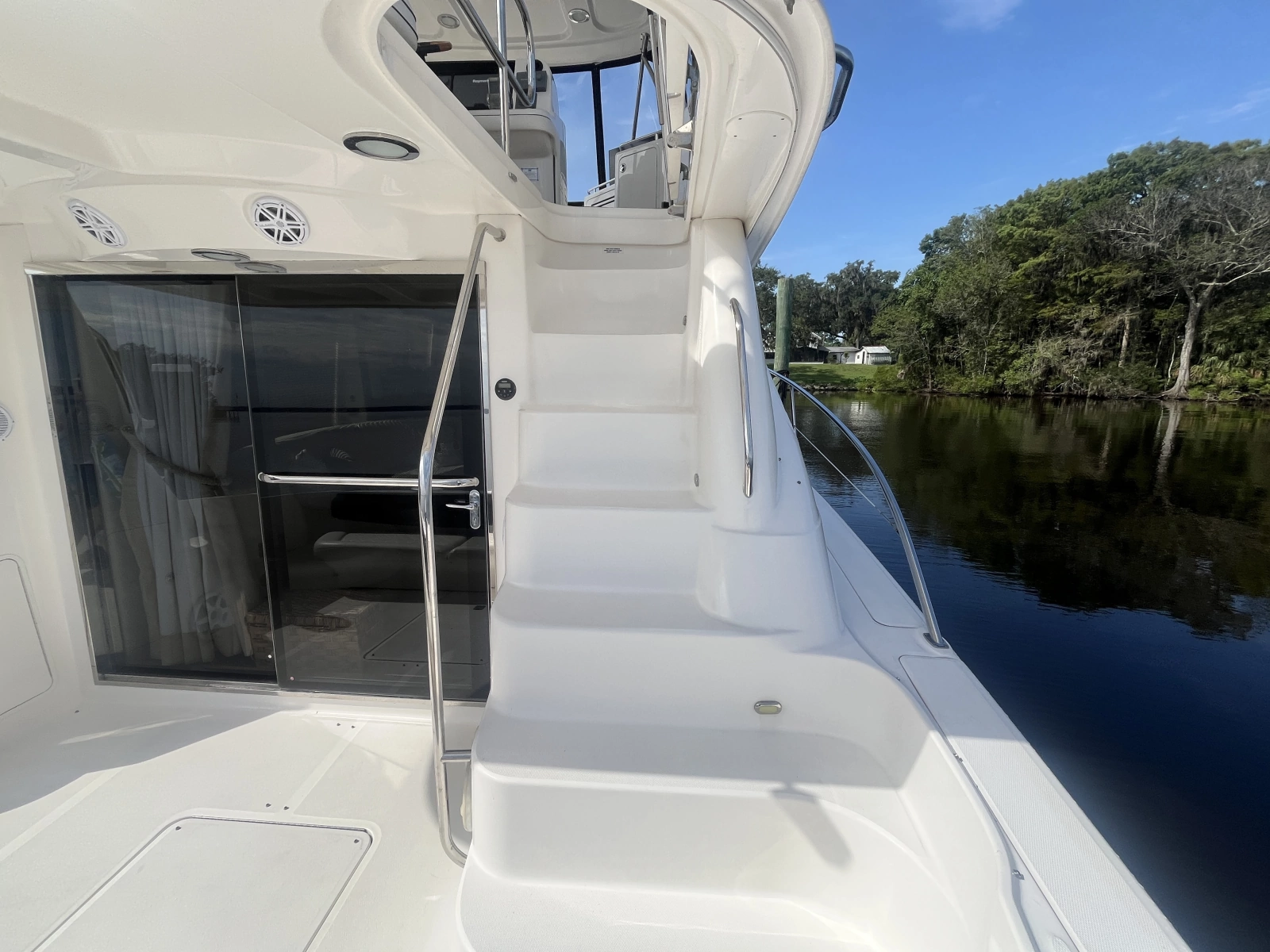 2006 Sea Ray 58 Sedan Bridge