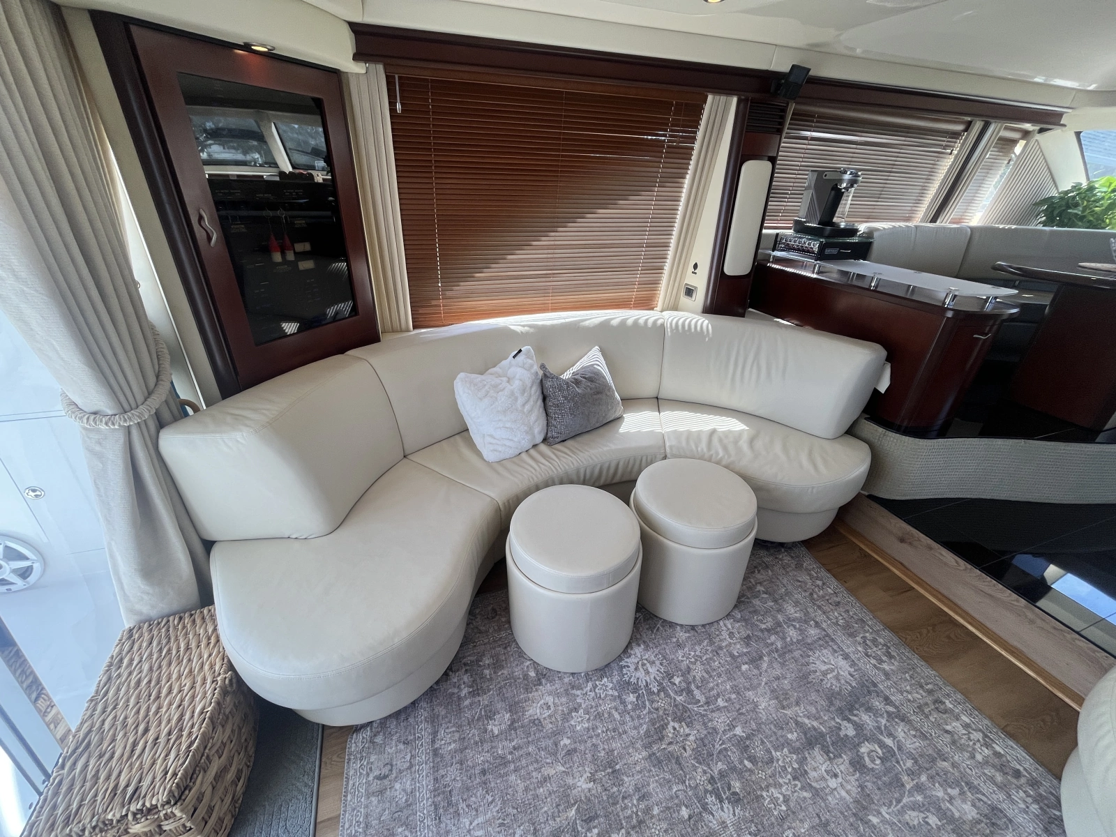 2006 Sea Ray 58 Sedan Bridge